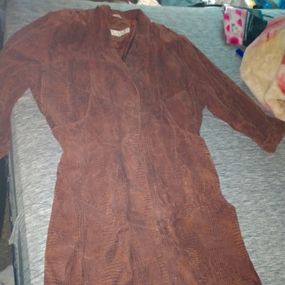 Avanti Leather Trench Coat, Medium